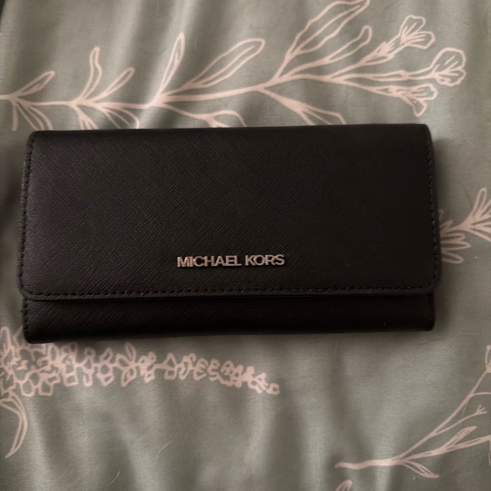 Michael Kors Classic Black Wallet